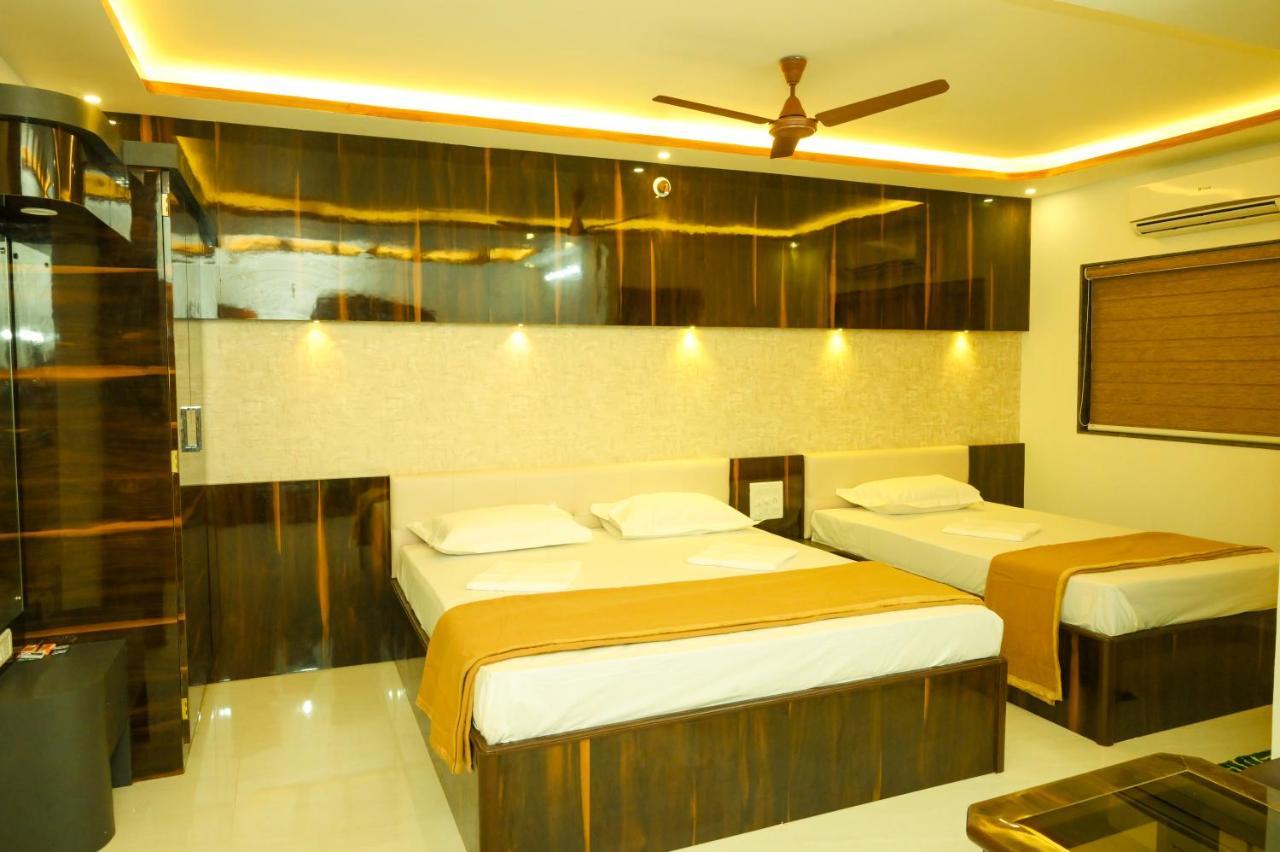 Hotel S S Residency Padubidri Exterior foto